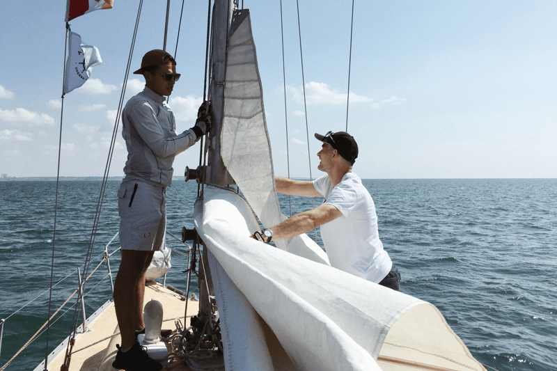 Catamaran Mate image