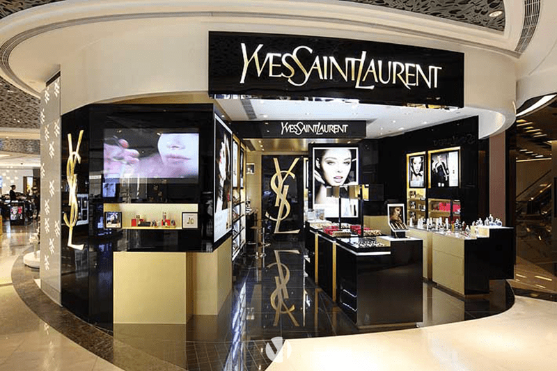 Make-up Artist YSL - Amsterdam image
