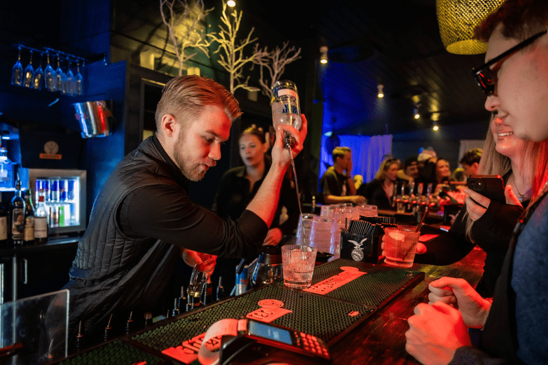 Bartender image