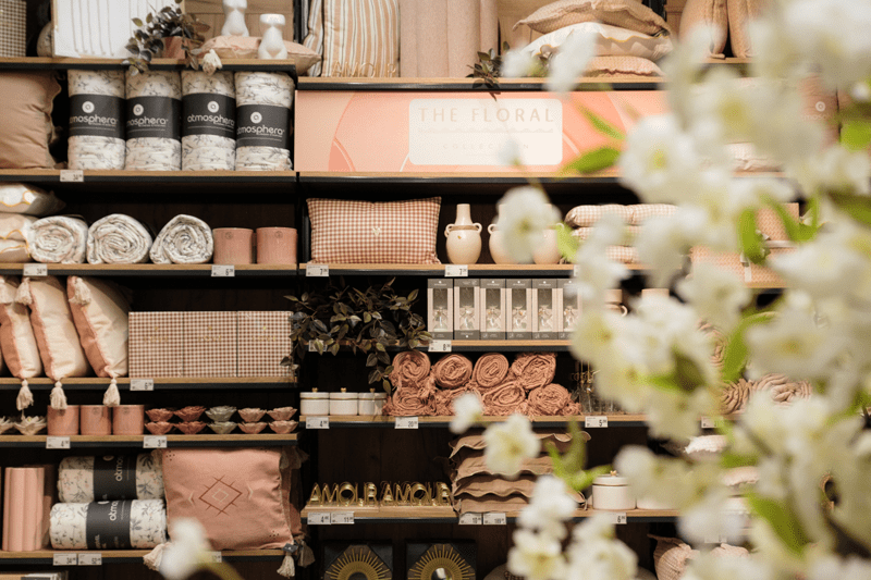 Visual Merchandiser image