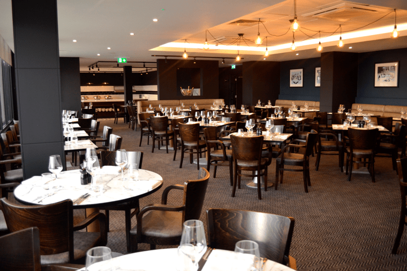 Food and Beverage Assistant image
