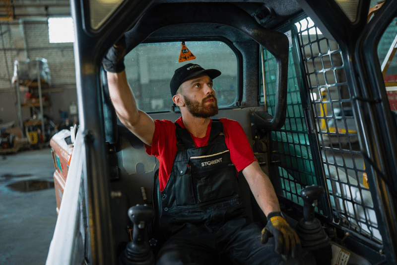 NOLIKTAVAS DARBINIEKS image