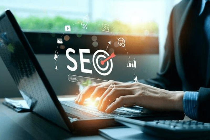 SEO Specialist image