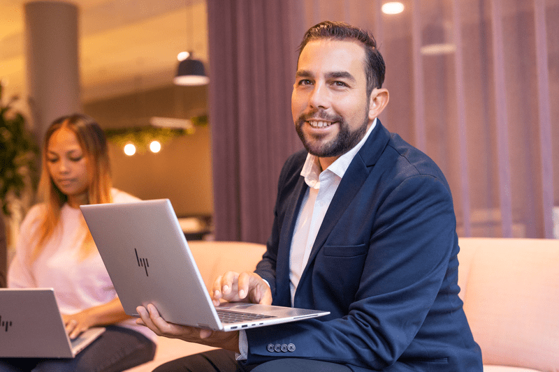 Senior Sales Specialist inom Workplace Private image