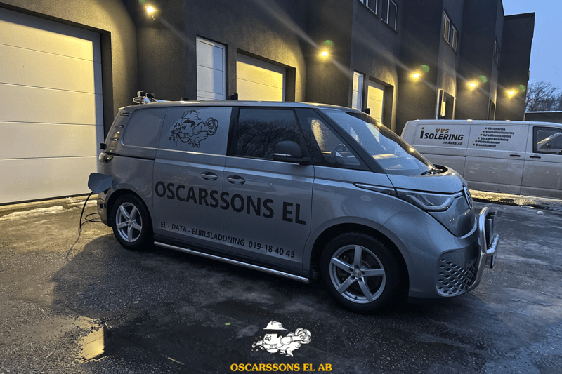 Oscarssons EL AB söker: Elektriker / serviceelektriker till Örebro image