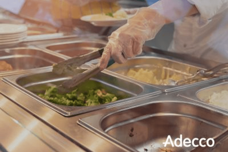 Vil du bidra til gode matopplevelser på arbeidsplassen? Bli kantinemedarbeider hos oss! image