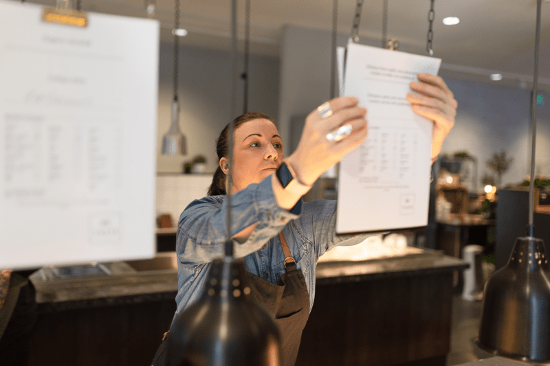 Restaurangbiträde med oslagbart kundfokus? Hör av dig! image