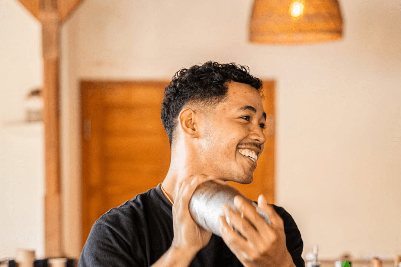 BARTENDER image