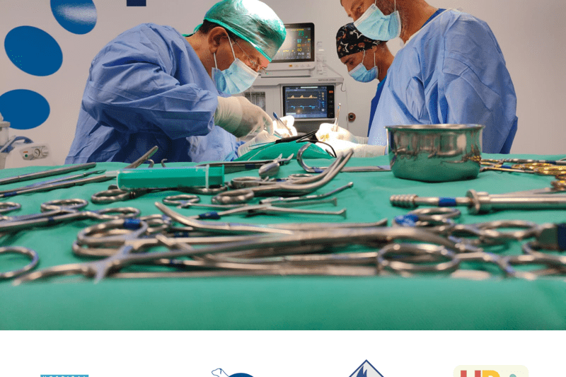 Auxiliar Veterinario/a rotatorio Clínicas y Hospital Costa del Sol (Inglés) image