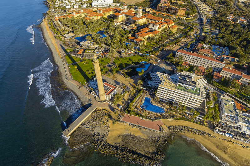 Säljare utomlands! Gran Canaria erbjuder sol, bad och heltidsjobb som innesäljare - Ansök utan CV! image