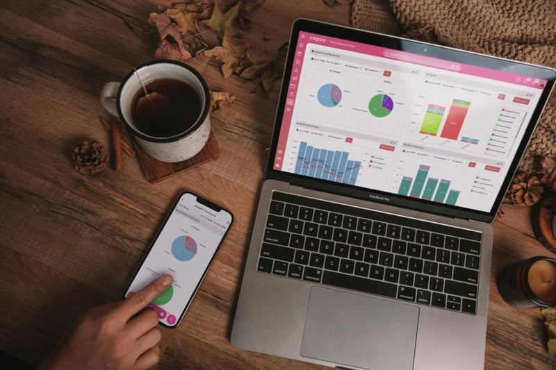 Konsult inom reskontra och digital transformation image