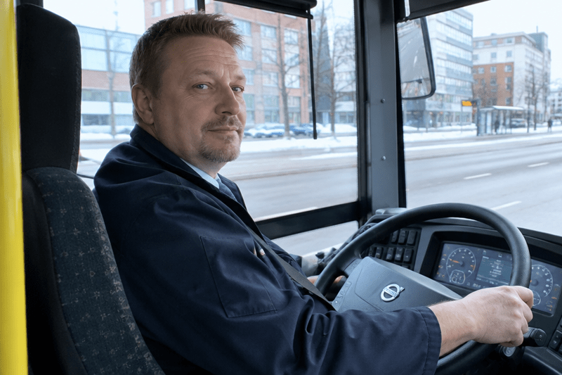 Linja-autonkuljettaja Kurikkaan image