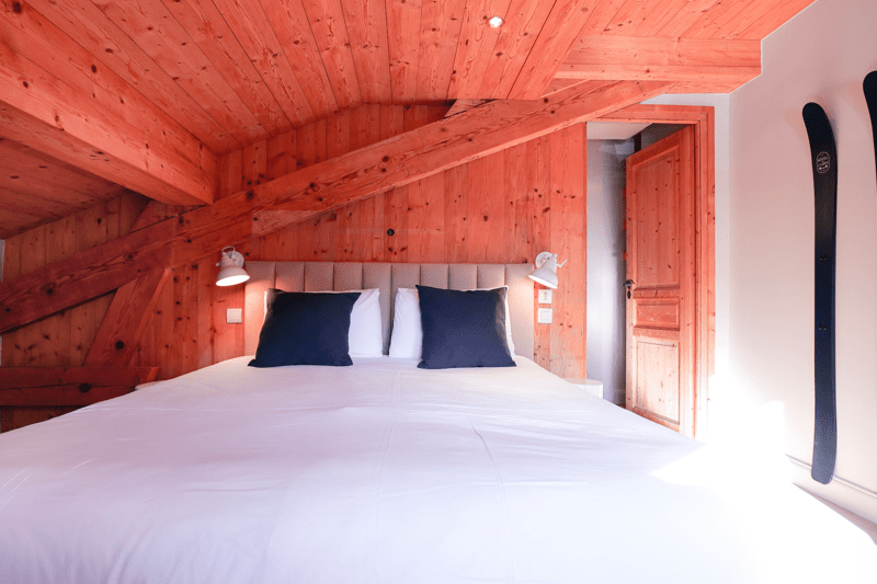 Femme ou Valet de chambre [LES DEUX GARES] image