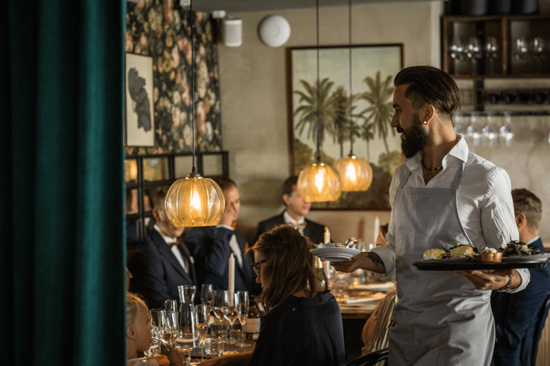 Hovmästare Brasserie Lavette image