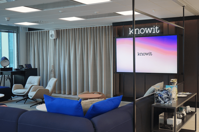 Senior ML Engineer image