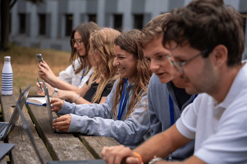 [ALTERNANCE] - Digital Sales Manager - Construction et sol(H/F) image