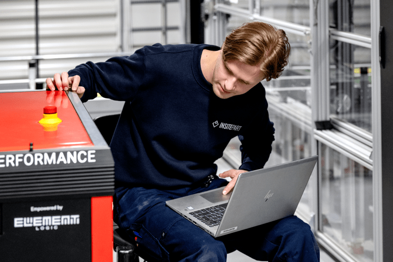 Servicetekniker till några av Sveriges modernaste logistikanläggningar image