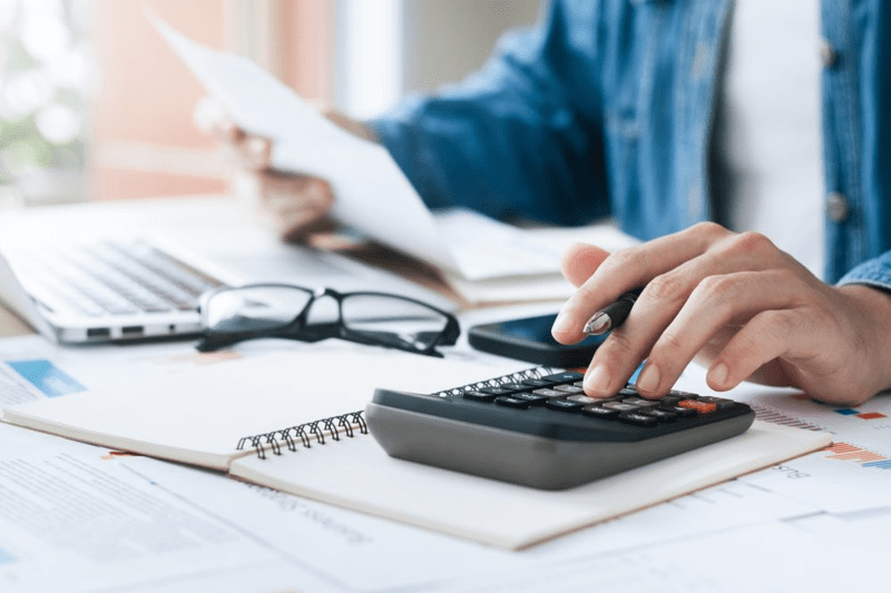 Accountant image