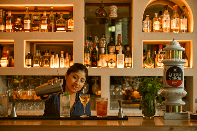 Bartender image
