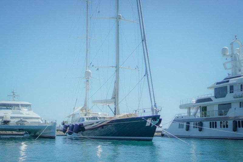 Male First Officer 45m+ S.Y image