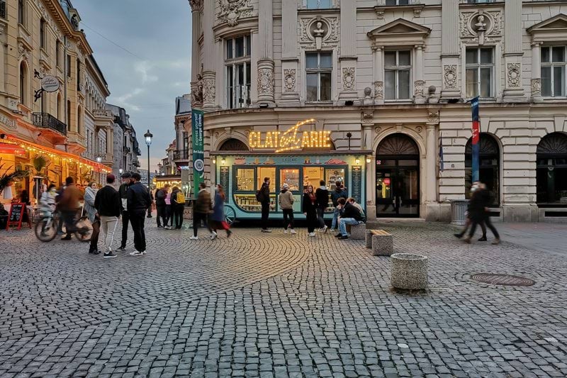 AV Specialist - English - Bucharest image