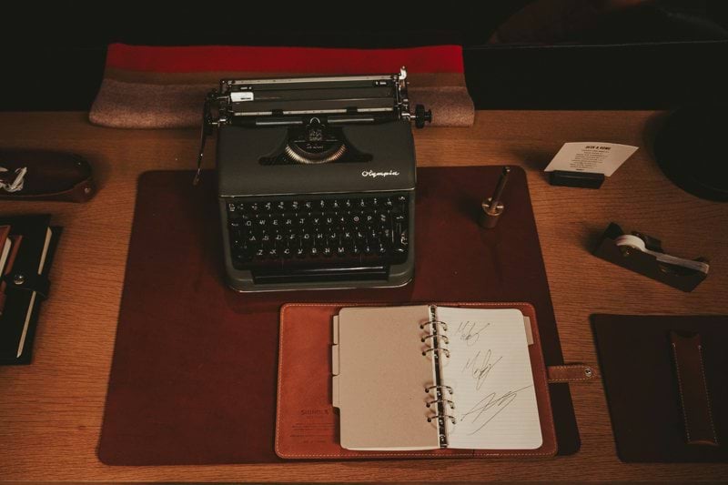 Junior Copywriter image