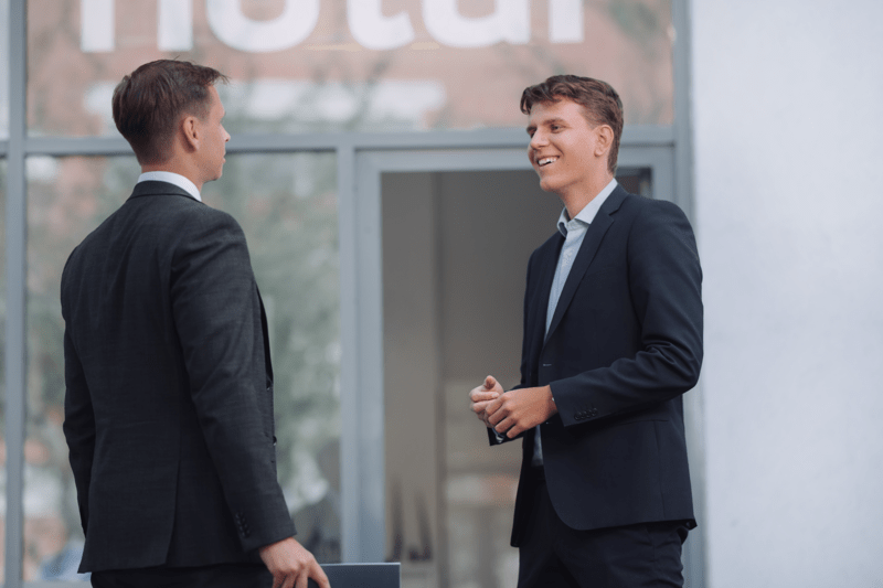 Fastighetsmäklare image