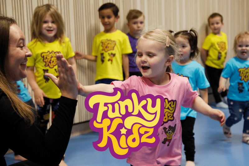 Dansledare för Funkykidz 2-6 år VT26 i Åkersberga - Sprid dansglädjen!⭐ image