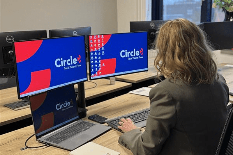 Medewerker Contract Services image