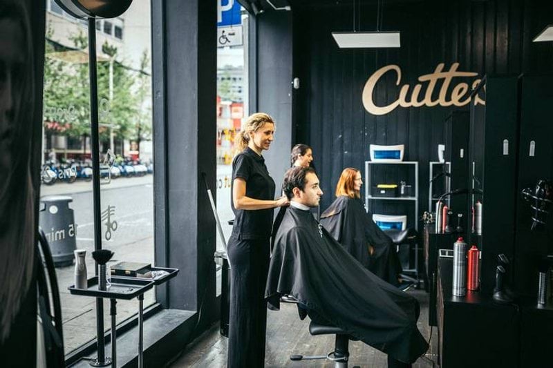 Cutters Uppsala söker frisörer! image
