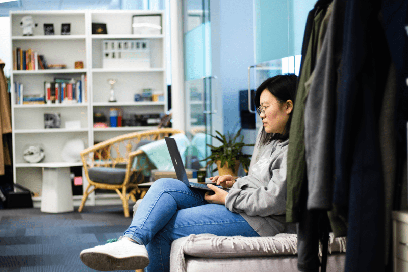 Finnish-speaking Junior Analyst image