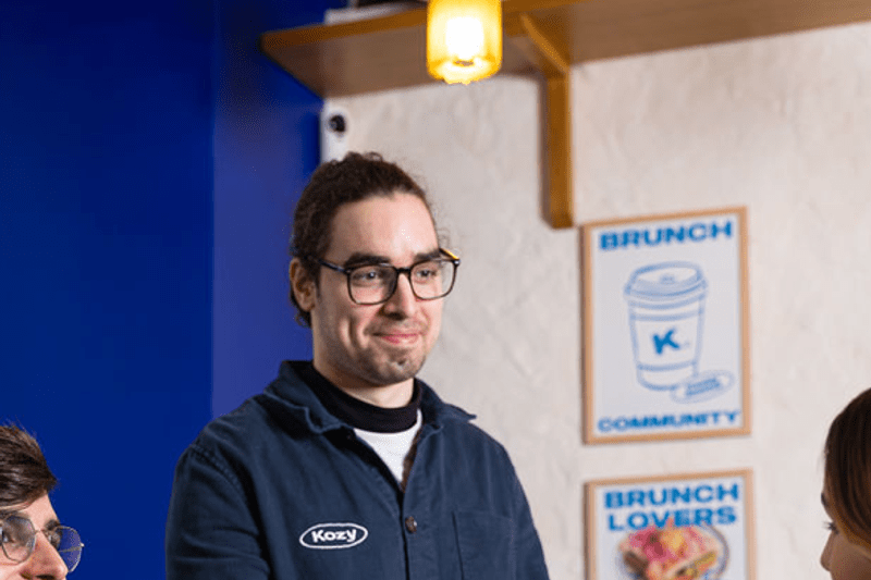 Serveur(se) - Brunch & Coffee - Paris 4 image