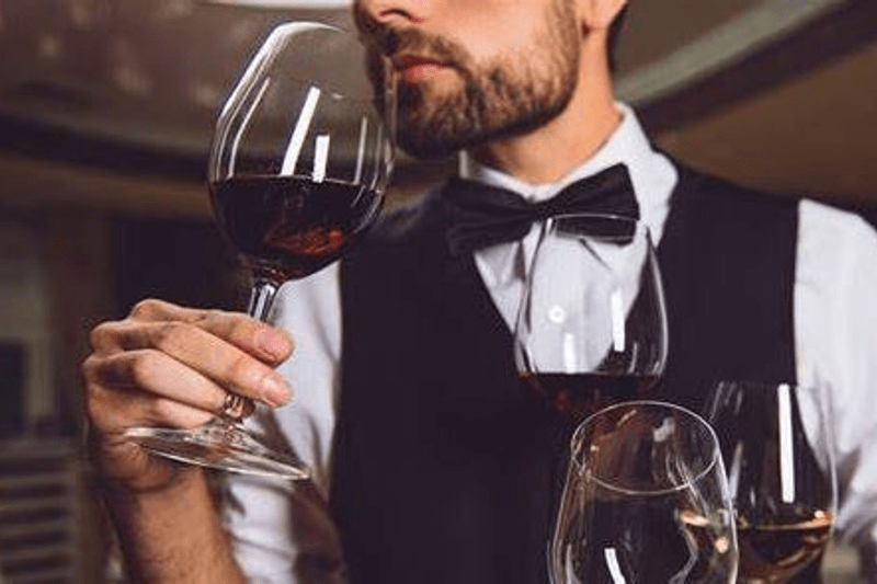 Sommelier image