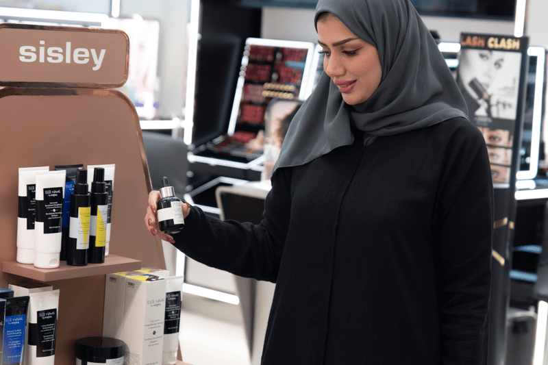 Student Part Time - Beauty Consultant (Emiratisation) image