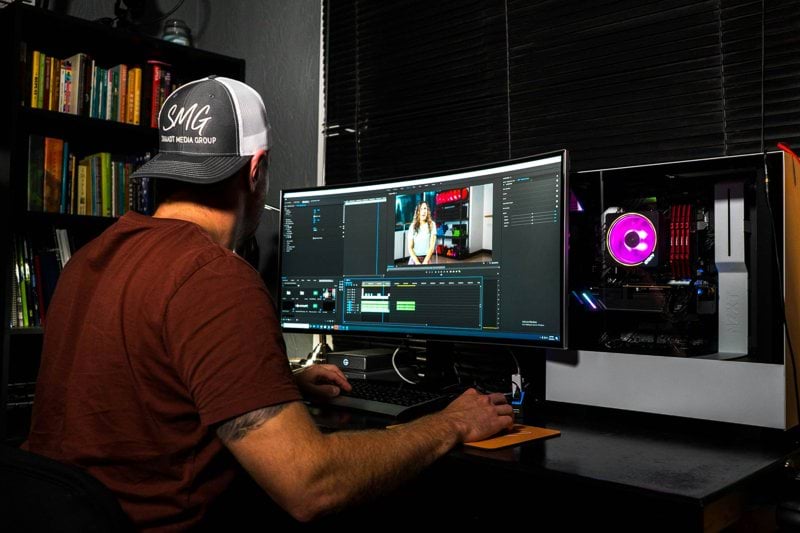 Editor/a de vídeo y motion graphics image