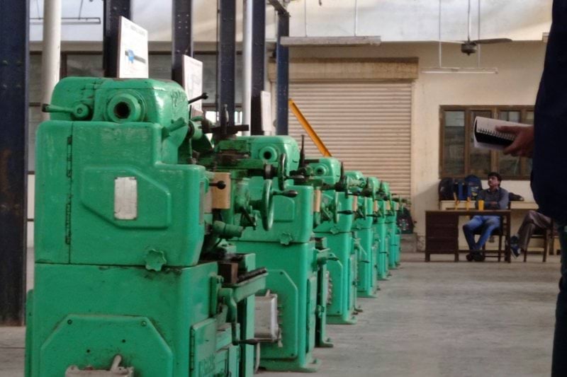 Produktionsarbetare image