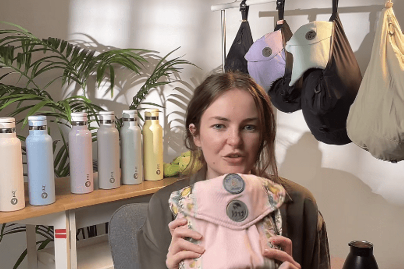 Freelance Tiktok Live Presenter image
