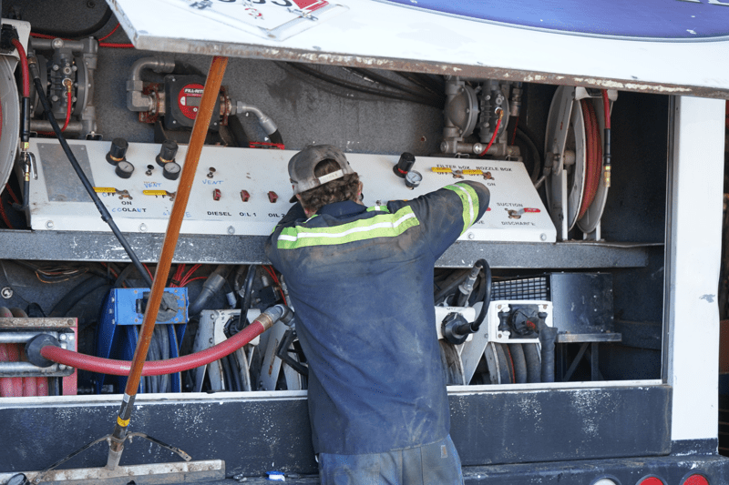 Field Mechanic image