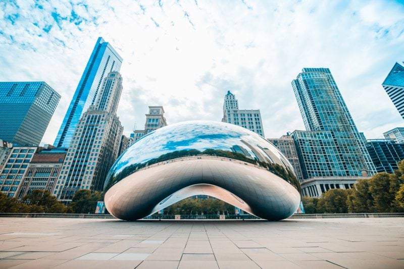 Share your love of Chicago as a Tour Guide! image