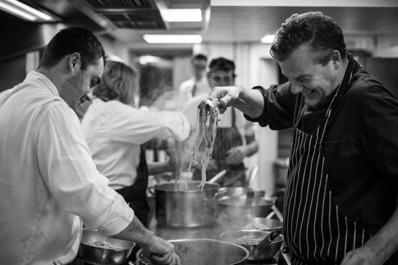 Commis Chef image