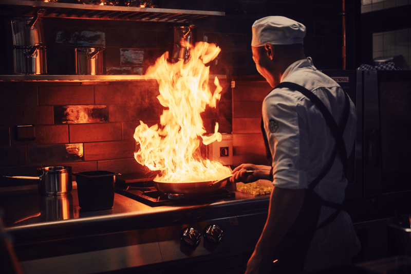 Kockar och souschefs till Mei Rose Rooftop Bar & Bistro image