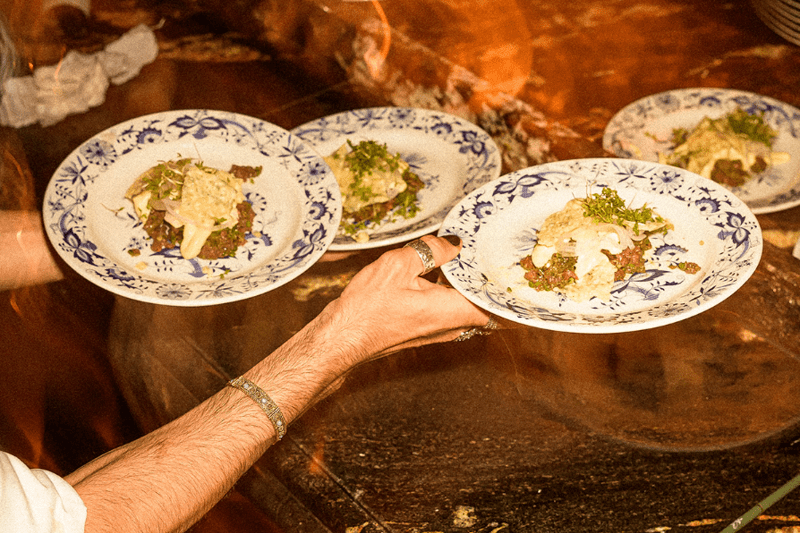 Servis till Pigalle image
