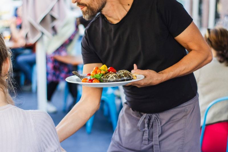 CONTRAT D'APPRENTISSAGE – SERVEUR / SERVEUSE (H/F) image