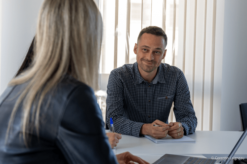 Conseiller clientèle en Banque Assurance H/F (avec campus) image