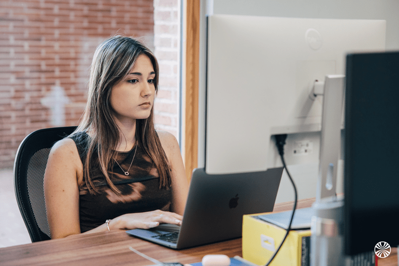 Comptable général polyvalent / bras droit (F/H) - CDI - Paris image