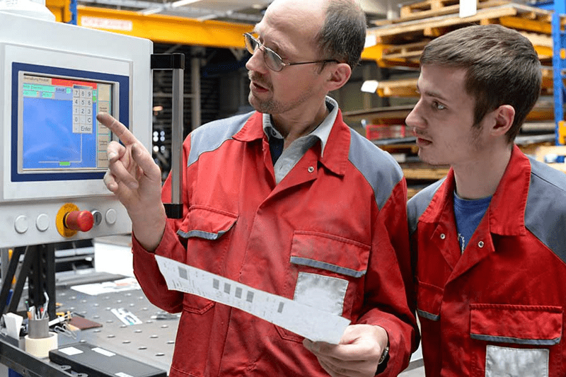Operatore Cnc Junior image