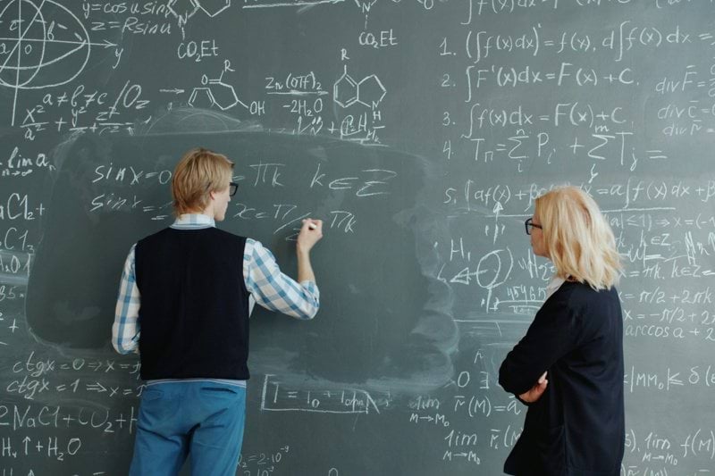 Online Math Tutor (m/f/d) | Remote Mathematics Teaching | Part-Time | 20–40€/h image