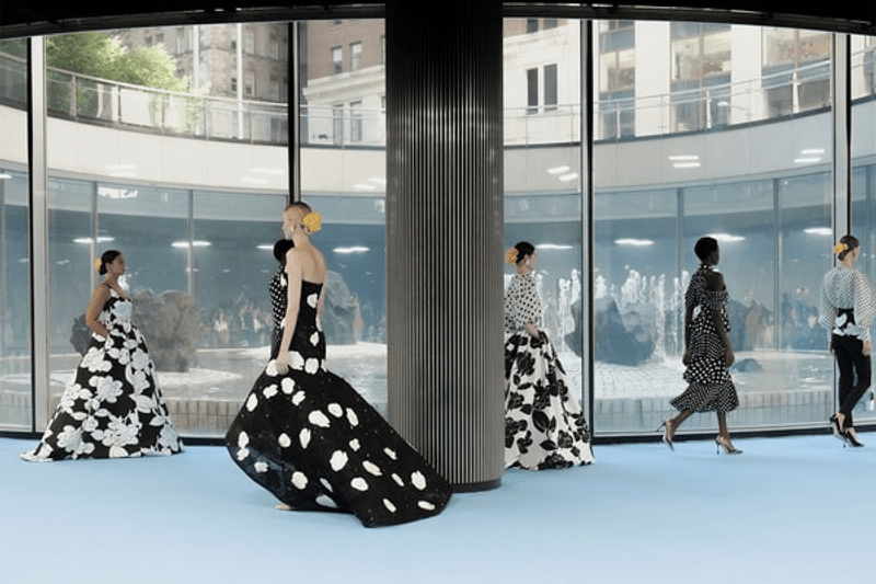 Regional Visual Merchandising Manager - Carolina Herrera image