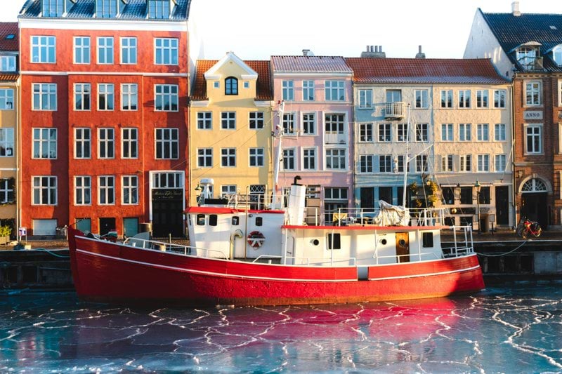 Rekrytering inom dansk lön och 100% på distans. Kan det vara du? image