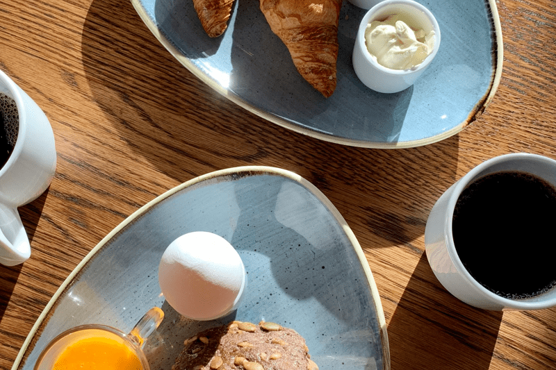 Frukostvärd i sommar image